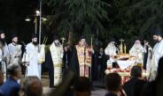 Ο Πανηγυρικός Εσπερινός και η Λιτανεία των Λειψάνων του πολιούχου και προστάτου της Λάρισας Αγίου Αχιλλίου.