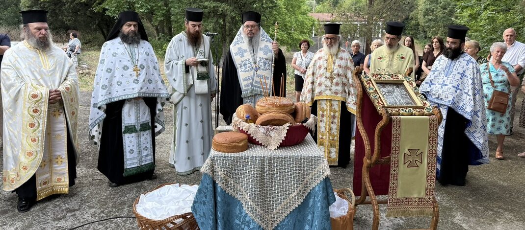 Ο Σεβασμιώτατος στην πανήγυρη της Ιεράς Μονής Αγίων Αναργύρων Αγιάς.