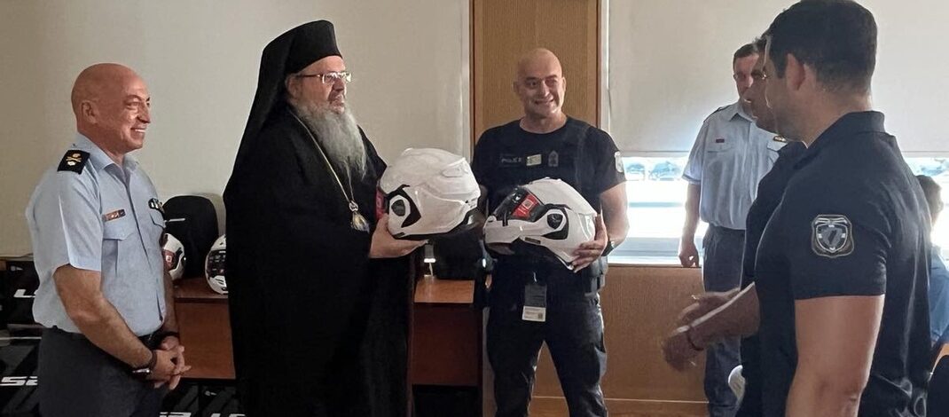 Δωρέα σαράντα κρανών μοτοσικλέτας στην ομάδα ΔΙ.ΑΣ. της Άμεσης Δράσης.