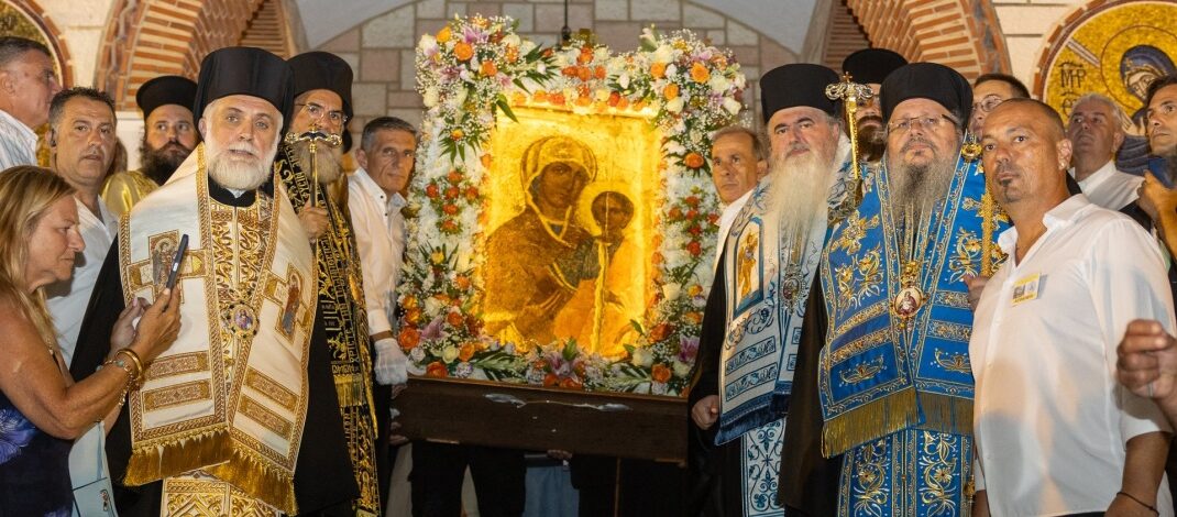 Ο Πανηγυρικός Εσπερινός της Παναγίας Φανερωμένης Νέας Μηχανιώνας.